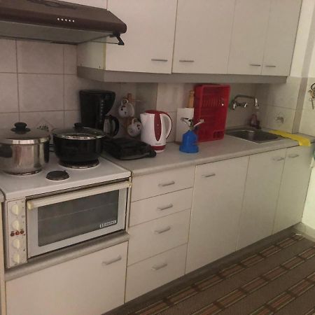 The Square Apartment Maries  Luaran gambar