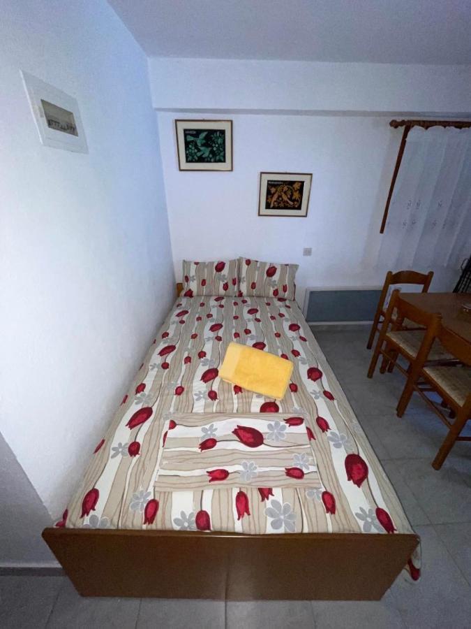 The Square Apartment Maries  Luaran gambar